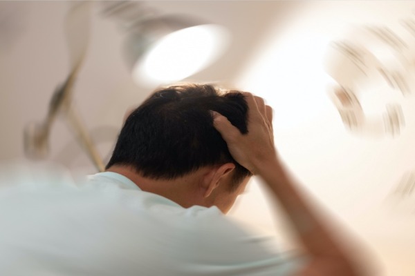 Erken Tanı ve Doğru Tedaviyle Meniere Hastalığında Kalı